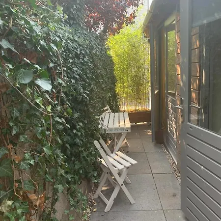 Tinyhouse Scheveningen Free Gated Parking Lägenhet