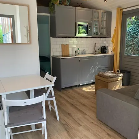 Tinyhouse Scheveningen Free Gated Parking 헤이그